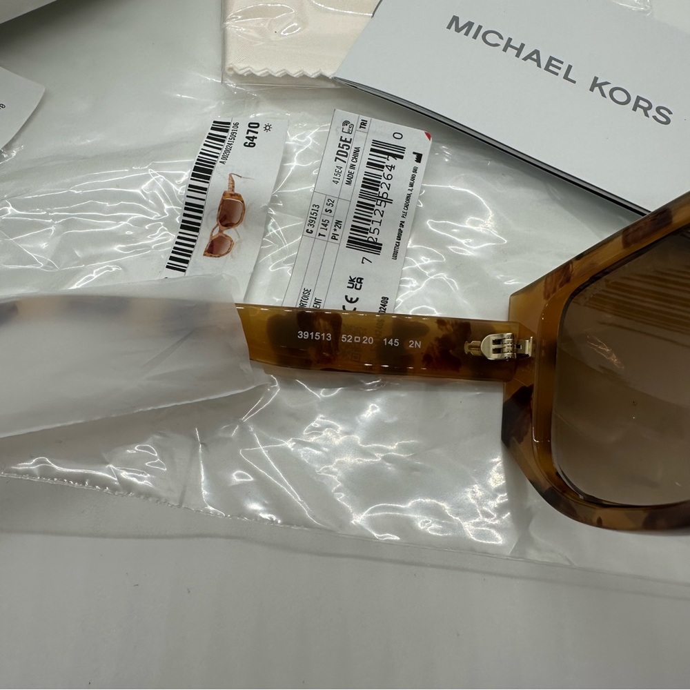 NWT Michael Kors | Denali Marigold Tortoise Shell Cut Out Square Sunglasses $149 - Picture 5 of 5